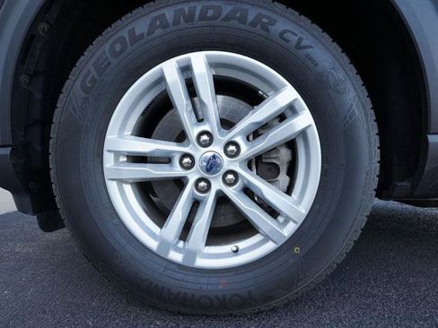 Certified 2021 Ford Explorer XLT w/ Equipment Group 202A image 28