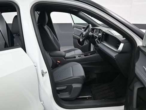 New 2026 Volkswagen Tiguan SE R-Line image 14