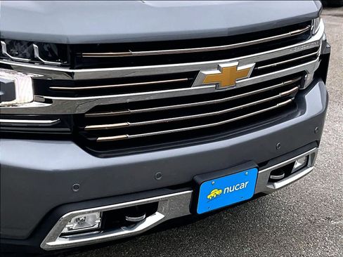 Used 2022 Chevrolet Silverado 1500 High Country image 32