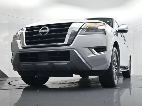 Used 2023 Nissan Armada SL w/ Captain's Chairs Package RWD image 55