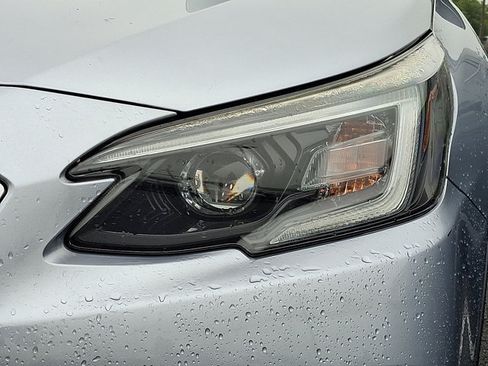Used 2021 Subaru Outback AWD/4WD image 8