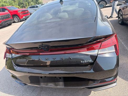 Used 2023 Hyundai Elantra Limited FWD image 7
