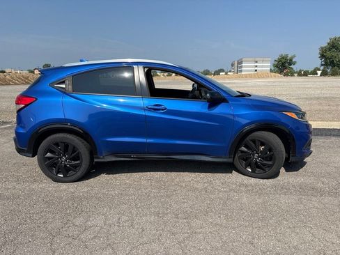 Used 2021 Honda HR-V Sport image 12