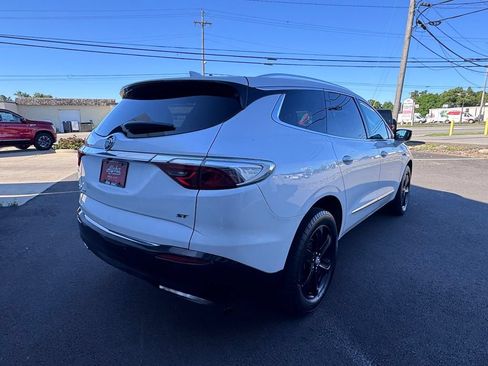 Used 2023 Buick Enclave Essence w/ Experience Buick Package AWD/4WD image 5