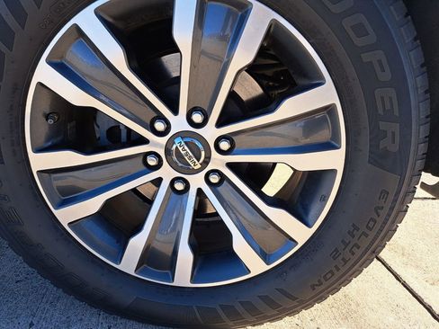 Used 2017 Nissan Armada SL w/ Technology Package image 23