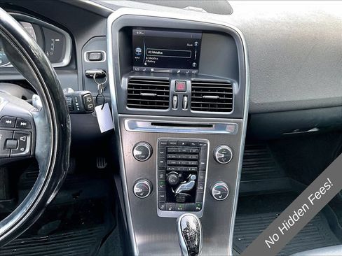 Used 2015 Volvo XC60 T6 Platinum AWD/4WD image 6