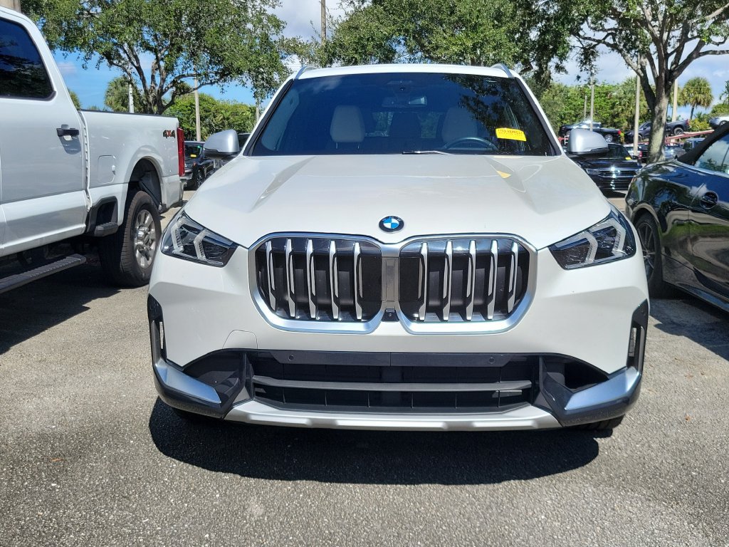 Used 2024 BMW X1 xDrive28i w/ Premium Package AWD/4WD image 2