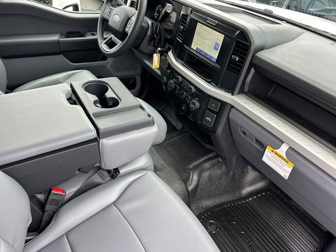 New 2026 Ford F250 XL w/ XL Chrome Package RWD image 14
