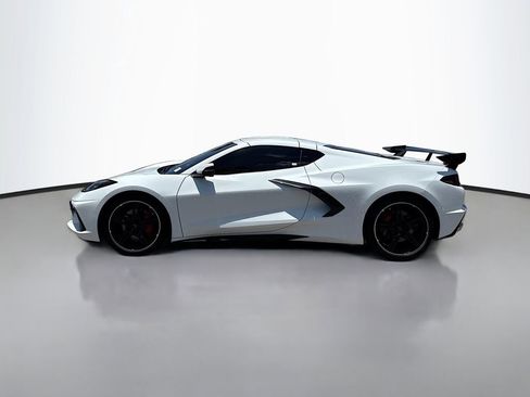 Used 2022 Chevrolet Corvette Stingray Coupe w/ 1LT RWD image 4