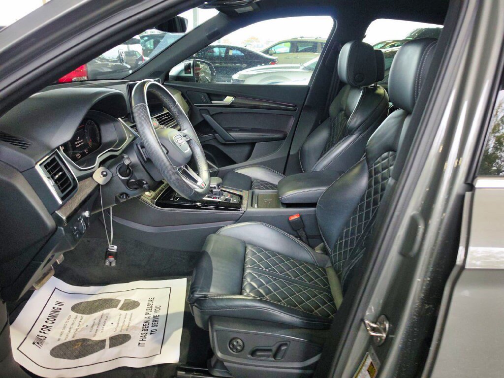 Used 2023 Audi SQ5 Prestige w/ Prestige Package AWD/4WD image 10