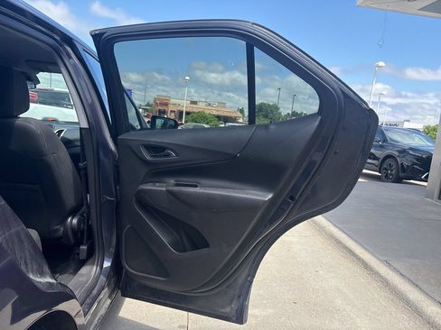 Used 2019 Chevrolet Equinox LT AWD/4WD image 28