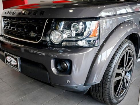 Used 2016 Land Rover LR4 HSE Silver Edition image 9