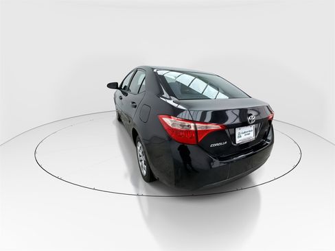 Used 2017 Toyota Corolla LE image 6