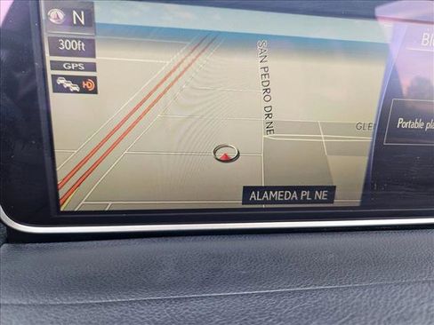 Used 2018 Lexus RX 450h AWD image 12