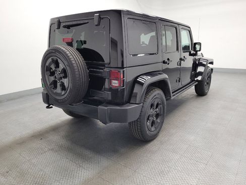 Used 2015 Jeep Wrangler Unlimited Sahara image 9