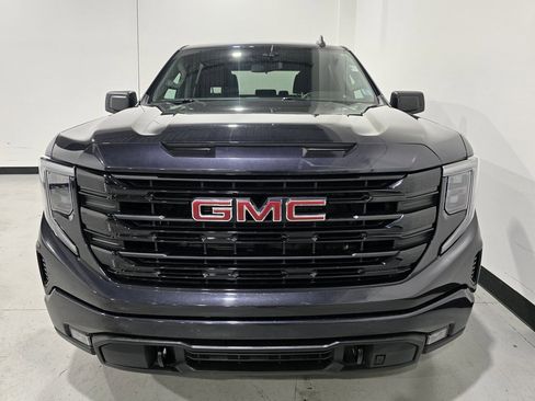 Used 2022 GMC Sierra 1500 Elevation w/ Max Trailering Package image 10
