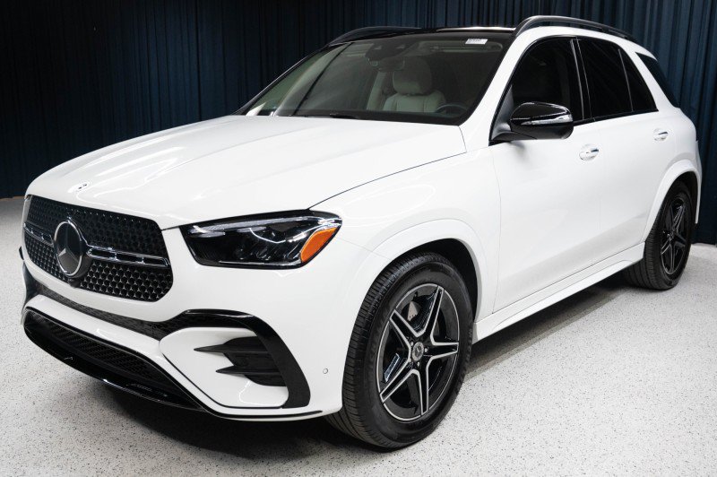 Certified 2026 Mercedes-Benz GLE 450 4MATIC image 1