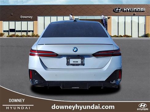 Used 2024 BMW i5 M60 w/ Premium Package image 5