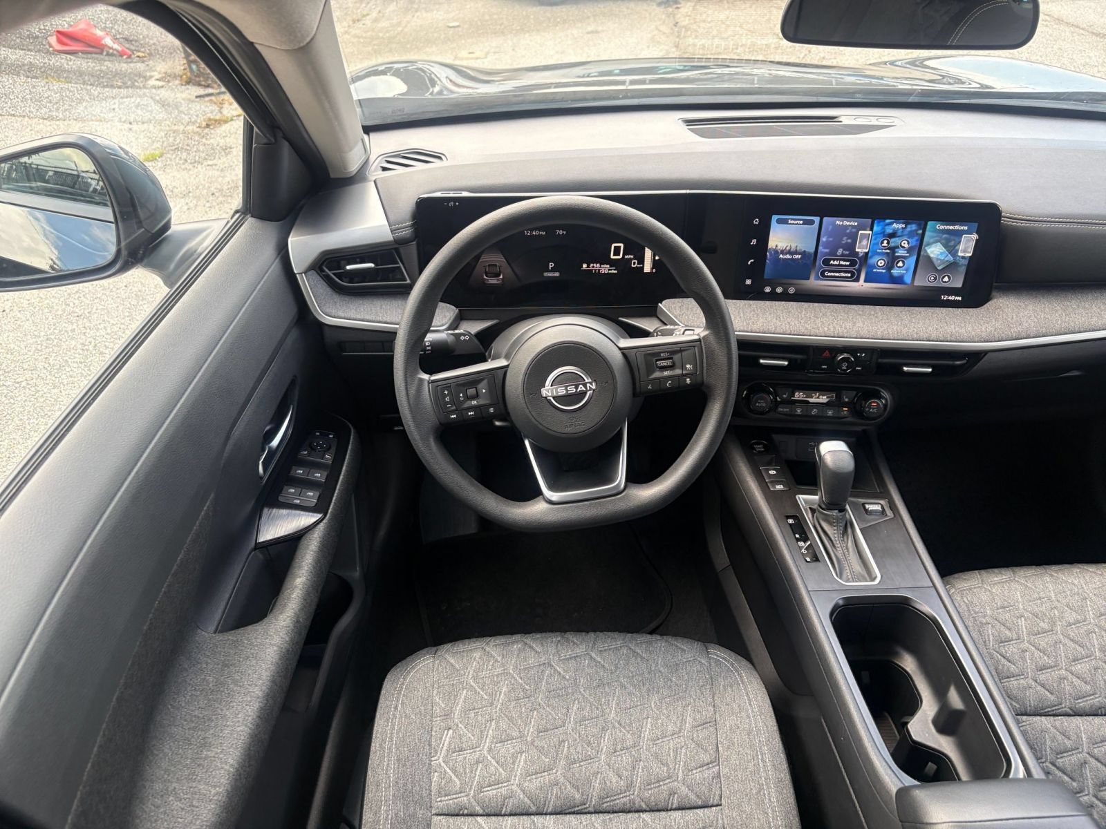 Used 2026 Nissan Kicks SV w/ Cold Weather Package AWD/4WD image 28