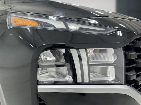 Certified 2023 Hyundai Santa Fe SE FWD image 12