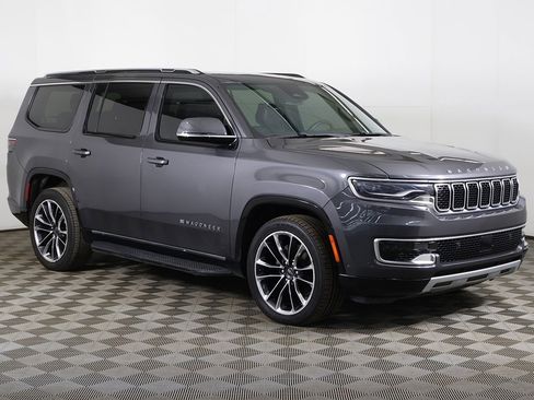 Used 2022 Jeep Wagoneer Series II w/ Premium Group I image 67