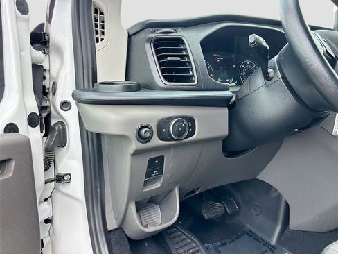 Used 2024 Ford Transit 350 XLT image 10
