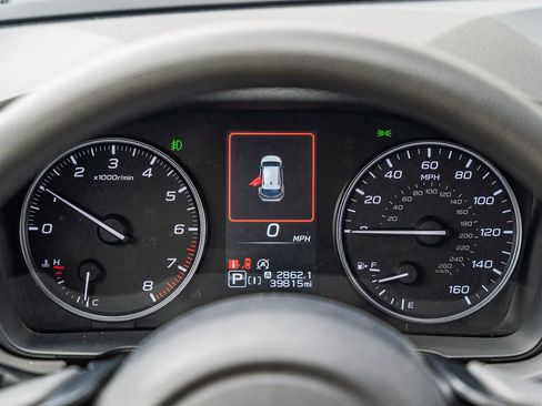 Used 2024 Subaru Crosstrek 2.0i Premium image 25