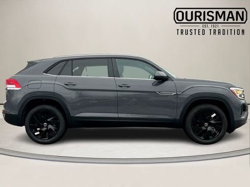 New 2026 Volkswagen Atlas Cross Sport SE image 2