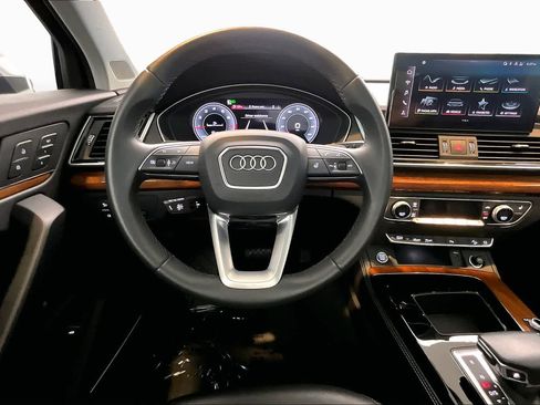 Certified 2023 Audi Q5 2.0T Premium Plus w/ Premium Plus Package AWD/4WD image 6