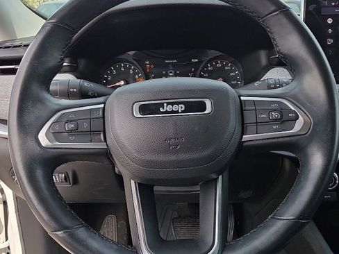 Used 2022 Jeep Compass Latitude AWD/4WD image 13