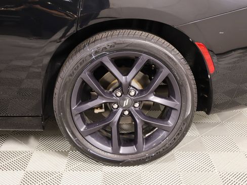Used 2020 Dodge Charger SXT w/ Blacktop Package RWD image 18