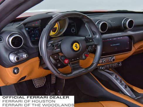 Used 2019 Ferrari Portofino image 16