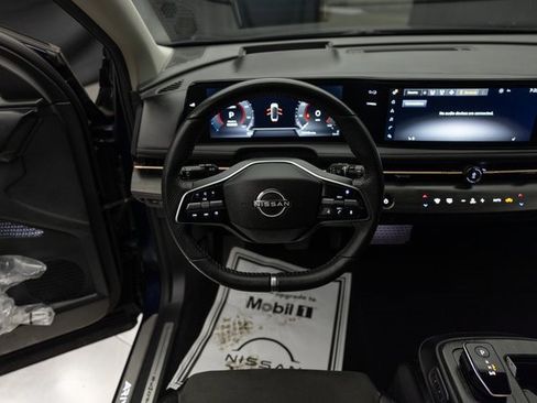 Used 2023 Nissan Ariya AWD image 17