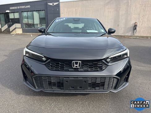 Used 2025 Honda Civic Sport image 2