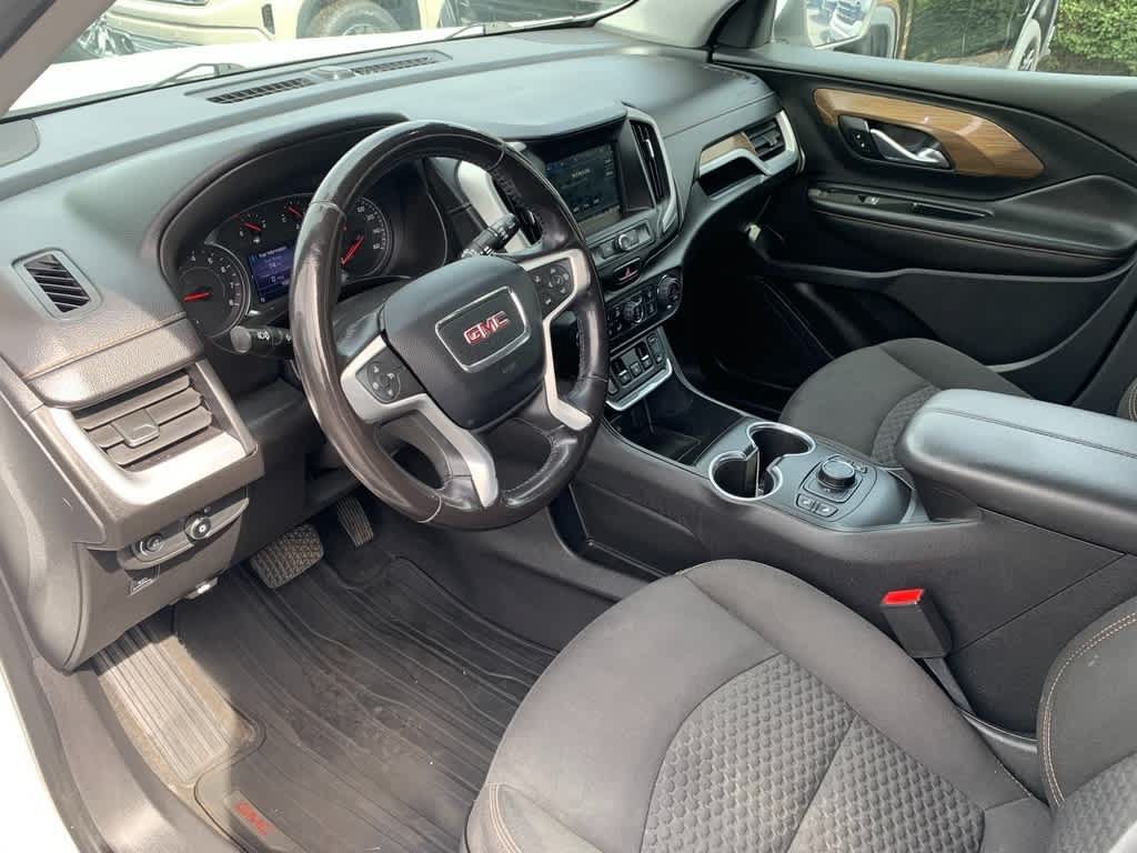 Used 2019 GMC Terrain SLE w/ Driver Convenience Package FWD image 16