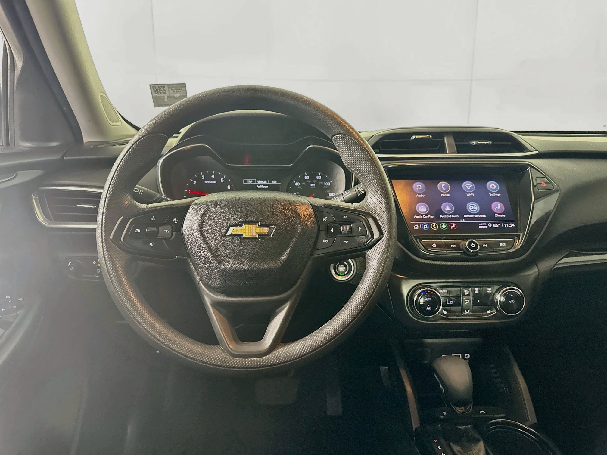 Used 2022 Chevrolet TrailBlazer LT w/ LPO, Blackout Package FWD image 17
