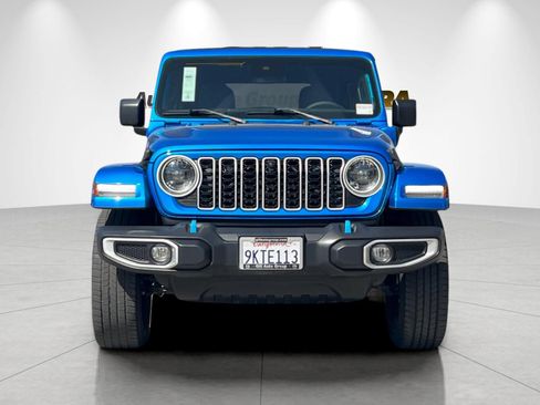 Used 2024 Jeep Wrangler Unlimited Sahara w/ Technology Group AWD/4WD image 8