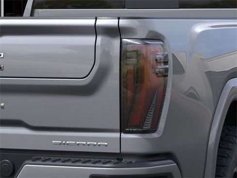New 2026 GMC Sierra 2500 Denali w/ Denali Reserve Package image 11