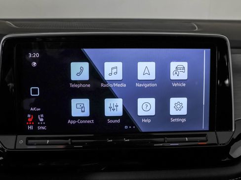 Used 2024 Volkswagen Atlas Cross Sport SE image 30