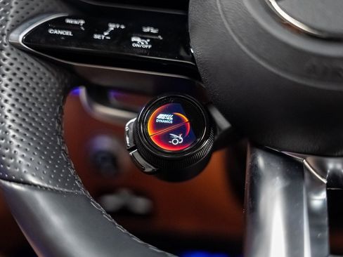 Used 2022 Mercedes-Benz SL 63 AMG 4MATIC image 50