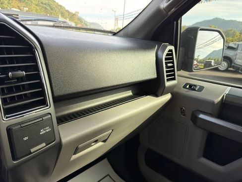 Used 2020 Ford F150 XLT w/ Equipment Group 302A Luxury AWD/4WD image 23
