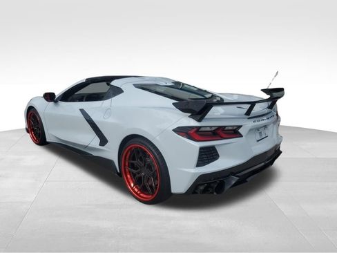 Used 2021 Chevrolet Corvette Stingray Preferred Cpe w/ Z51 Performance Package RWD image 3