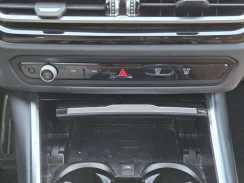 Used 2024 BMW 230i Coupe w/ Premium Package RWD image 21