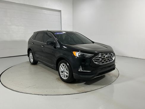 Used 2022 Ford Edge SEL AWD/4WD image 2
