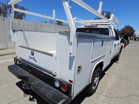 Used 2024 Chevrolet Silverado 2500 W/T w/ WT Convenience Package RWD image 8