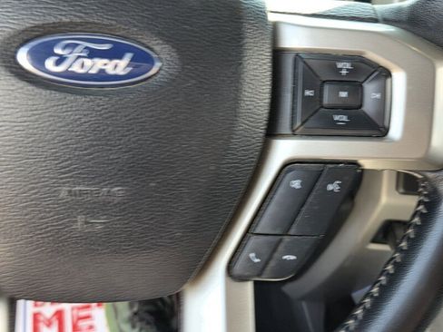 Used 2021 Ford F250 Lariat w/ Lariat Ultimate Package AWD/4WD image 24