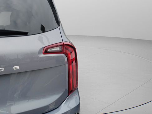 Used 2023 Kia Telluride S w/ S Sunroof Package image 9