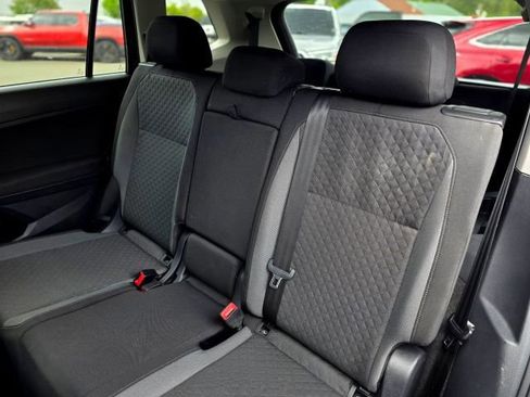 Used 2019 Volkswagen Tiguan S w/ 3rd Row Seat Package AWD/4WD image 33