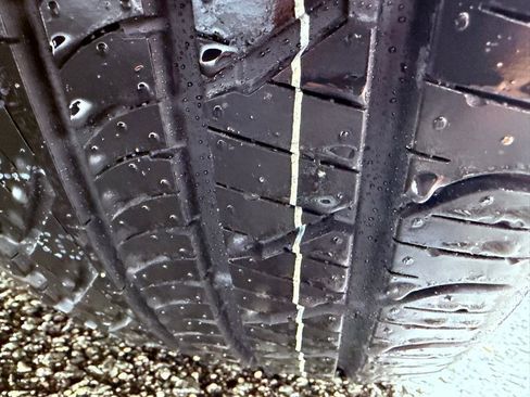 Certified 2023 Lexus ES 350 w/ Premium Package image 16