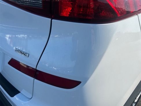 Used 2020 Hyundai Tucson SE w/ Winter Weather Package image 22